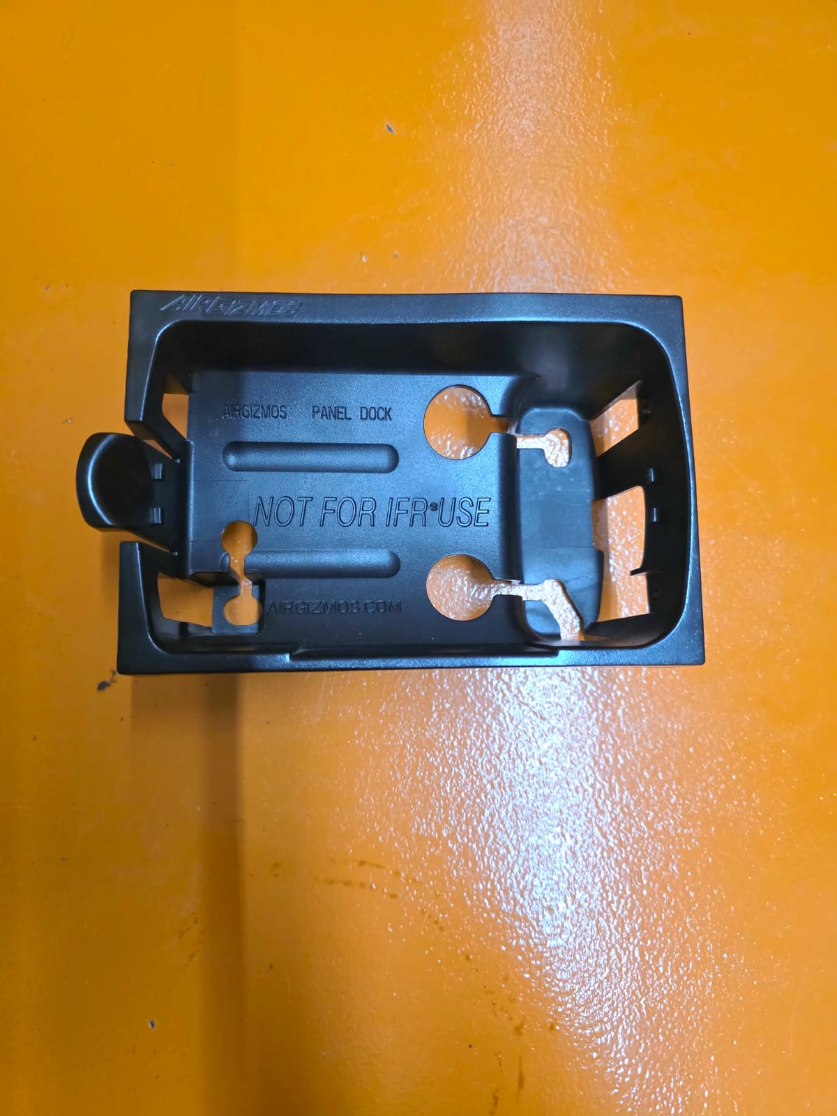 50020316-001 AirGizmos 496 PD4 Panel Dock