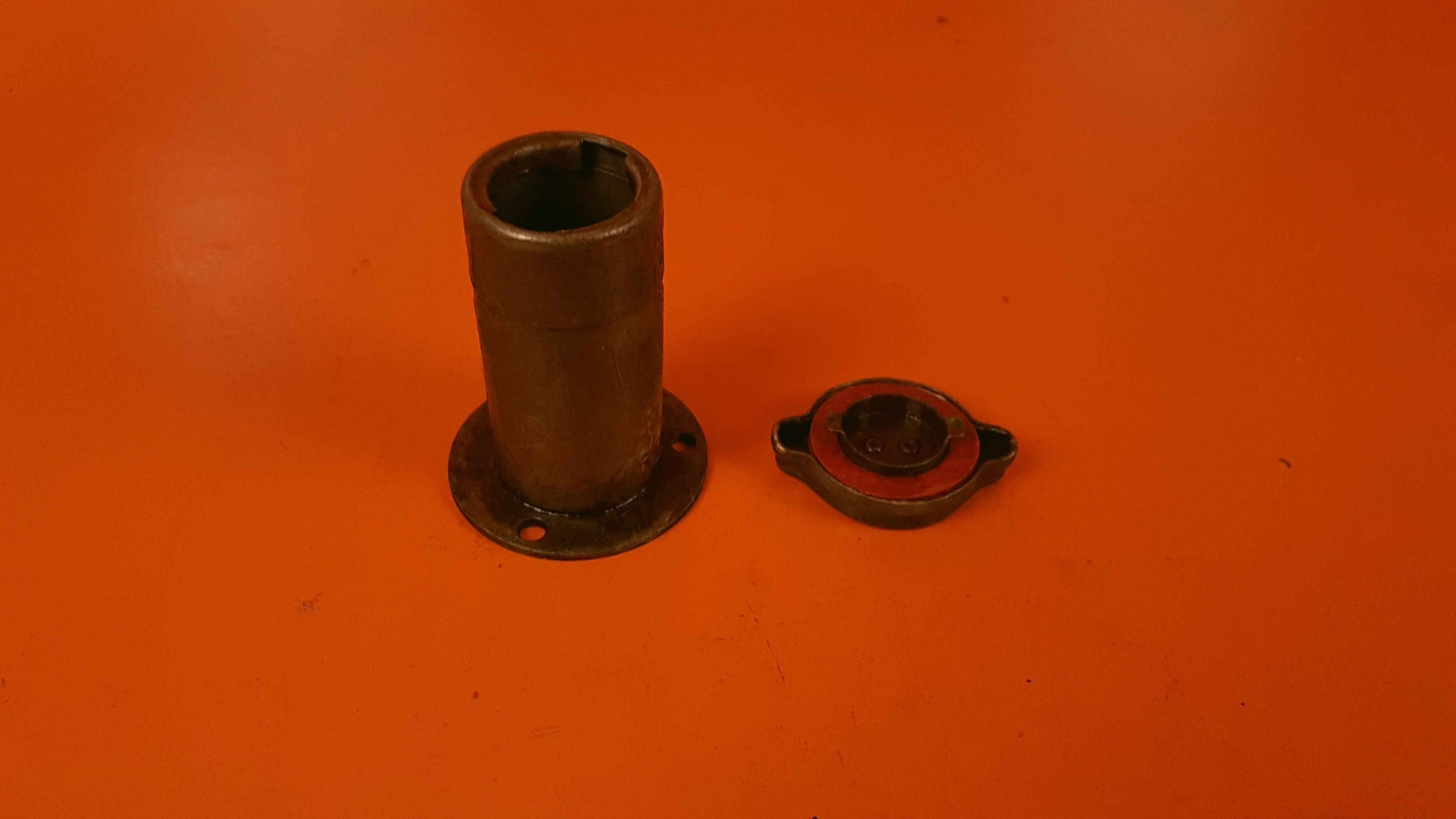 538773 Continental Oil Filler Neck Assembly