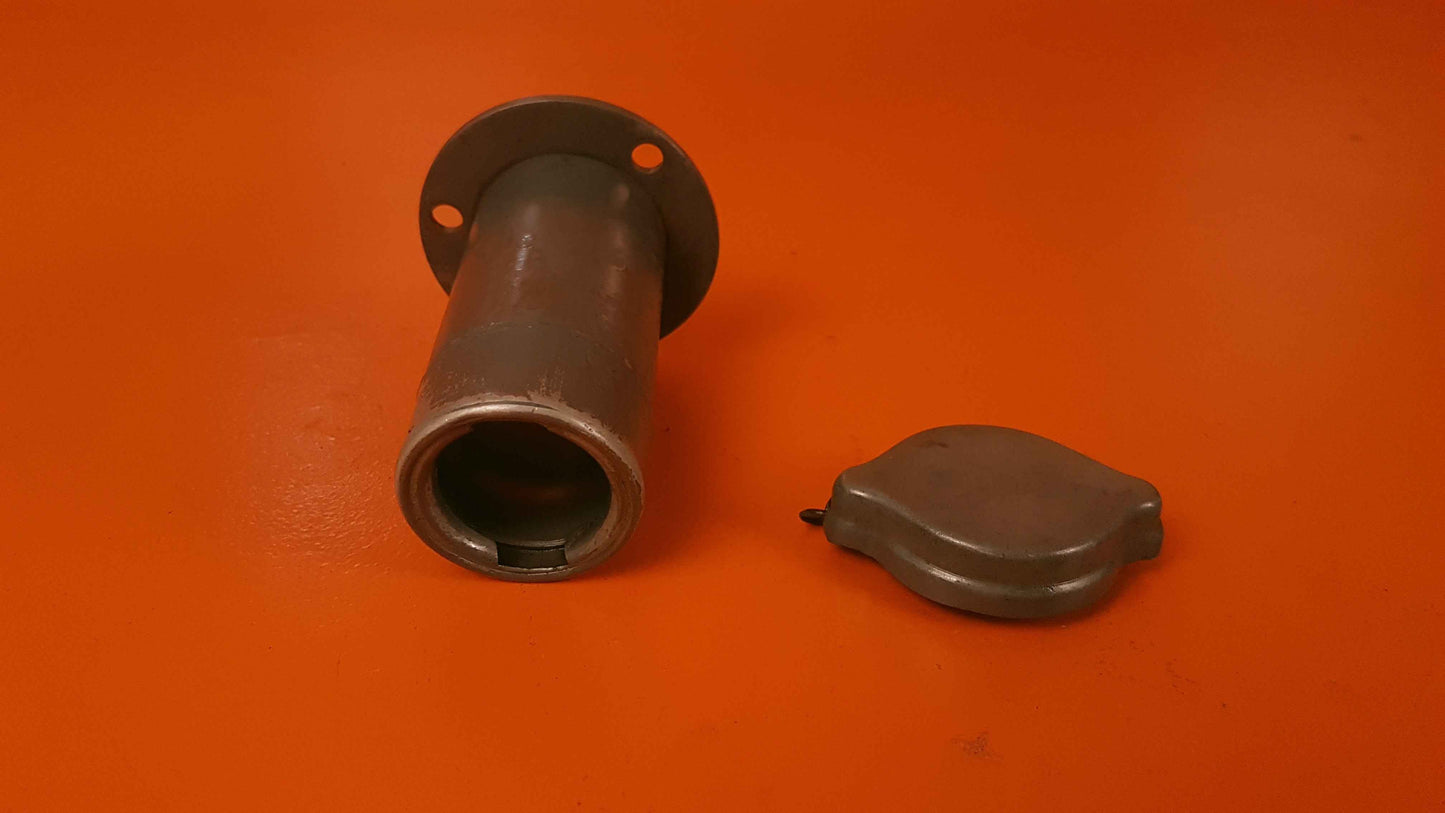 538773 Continental Oil Filler Neck Assembly