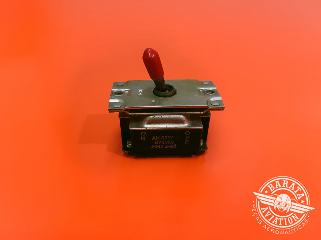 AN3226-2 CUTLER TOGGLE SWITCH  ON/OFF 2 POSITIONS