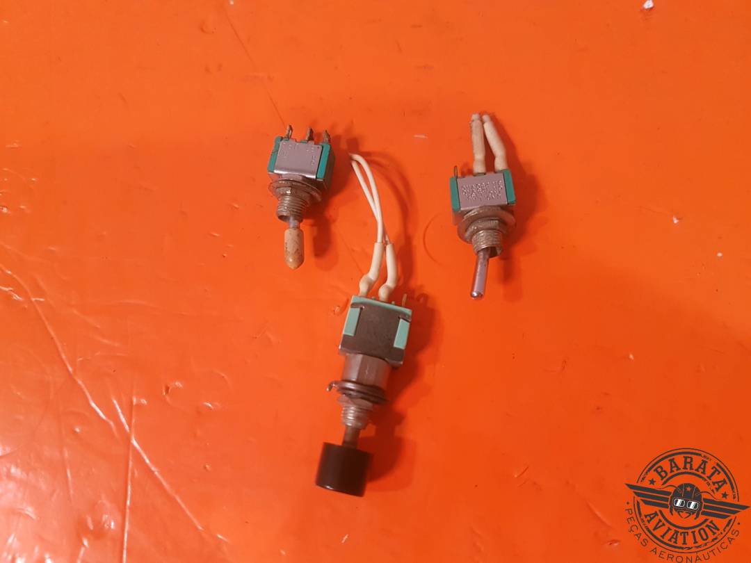 PS10095-1  SET OF 3 SWITCHES MINIATURE