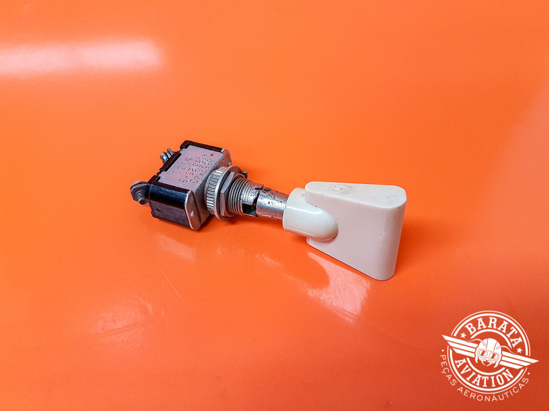 Interruptor de aleta - Indicador de combustible y regulador de voltaje P/N MS25125-BI / 8857K40