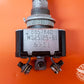 Interruptor de aleta - Indicador de combustible y regulador de voltaje P/N MS25125-BI / 8857K40