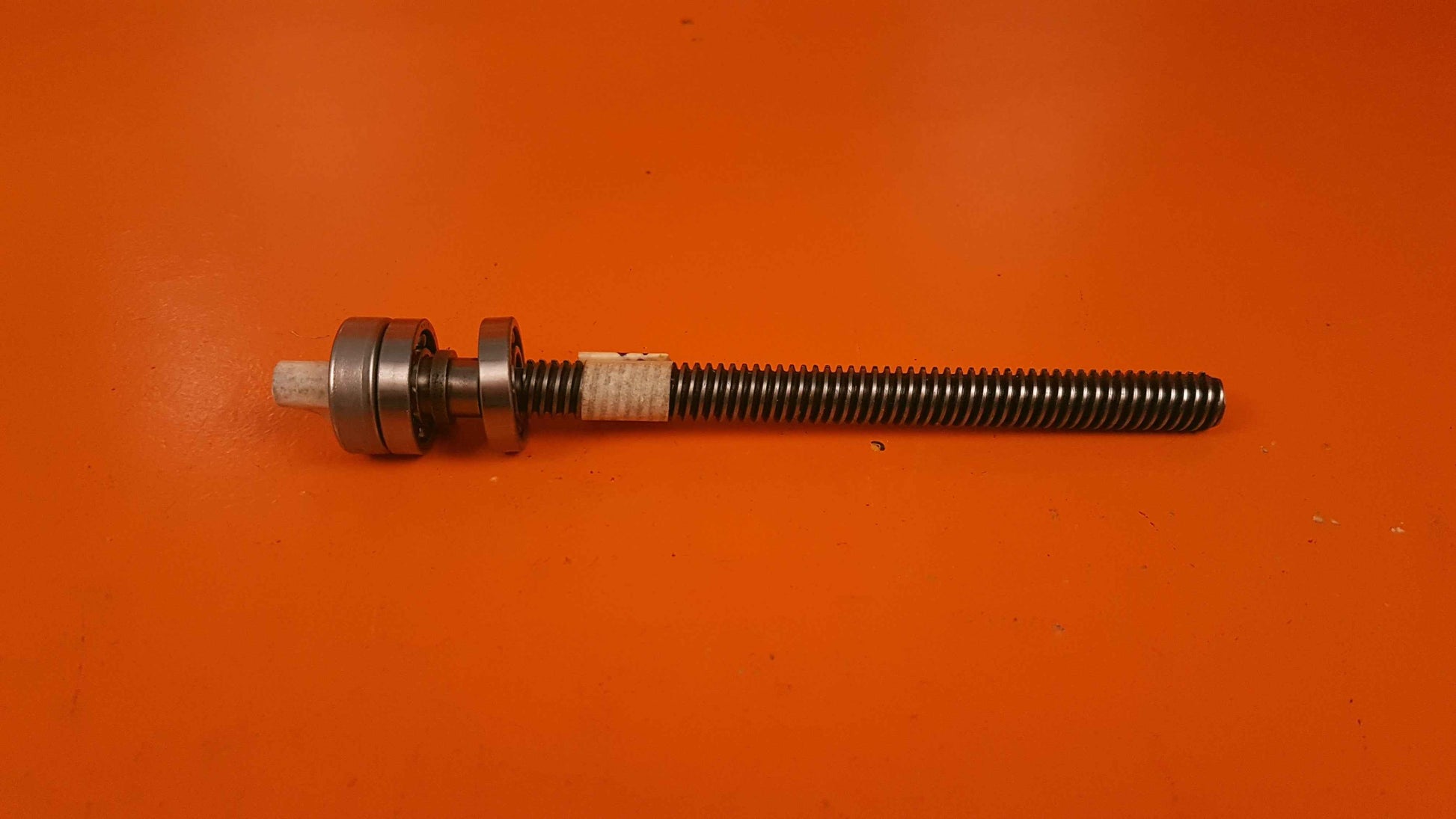 45-521216 Beechcraft L/H Screw, Flap Actuator