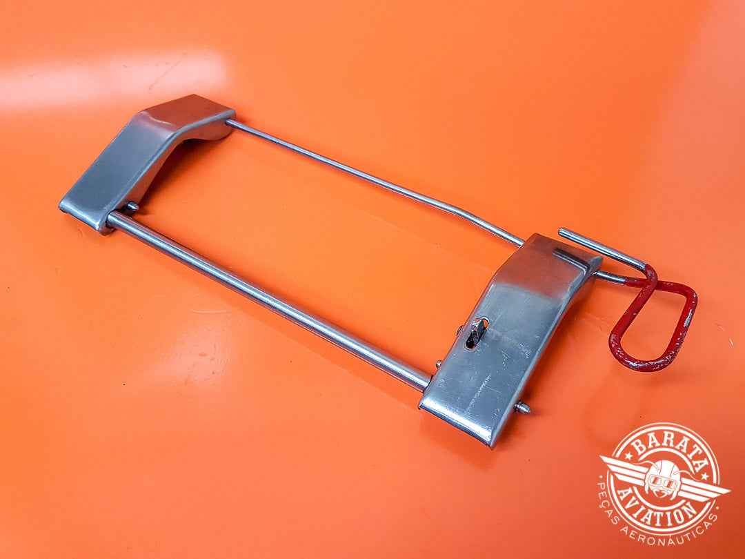Fechadura da Janela de Emergência Beechcraft R/H P/N 002-430055-4