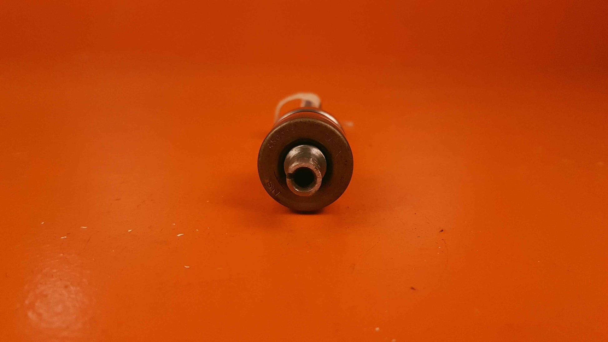 45-521216-1 Beetchcraft R/H Screw, Flap Actuator