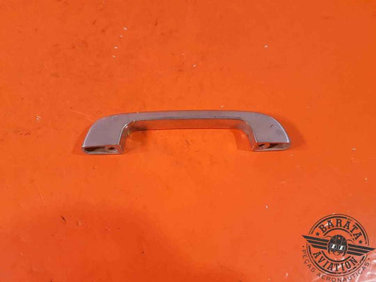 CABIN ASSIST HANDLE P/N: 761 077
