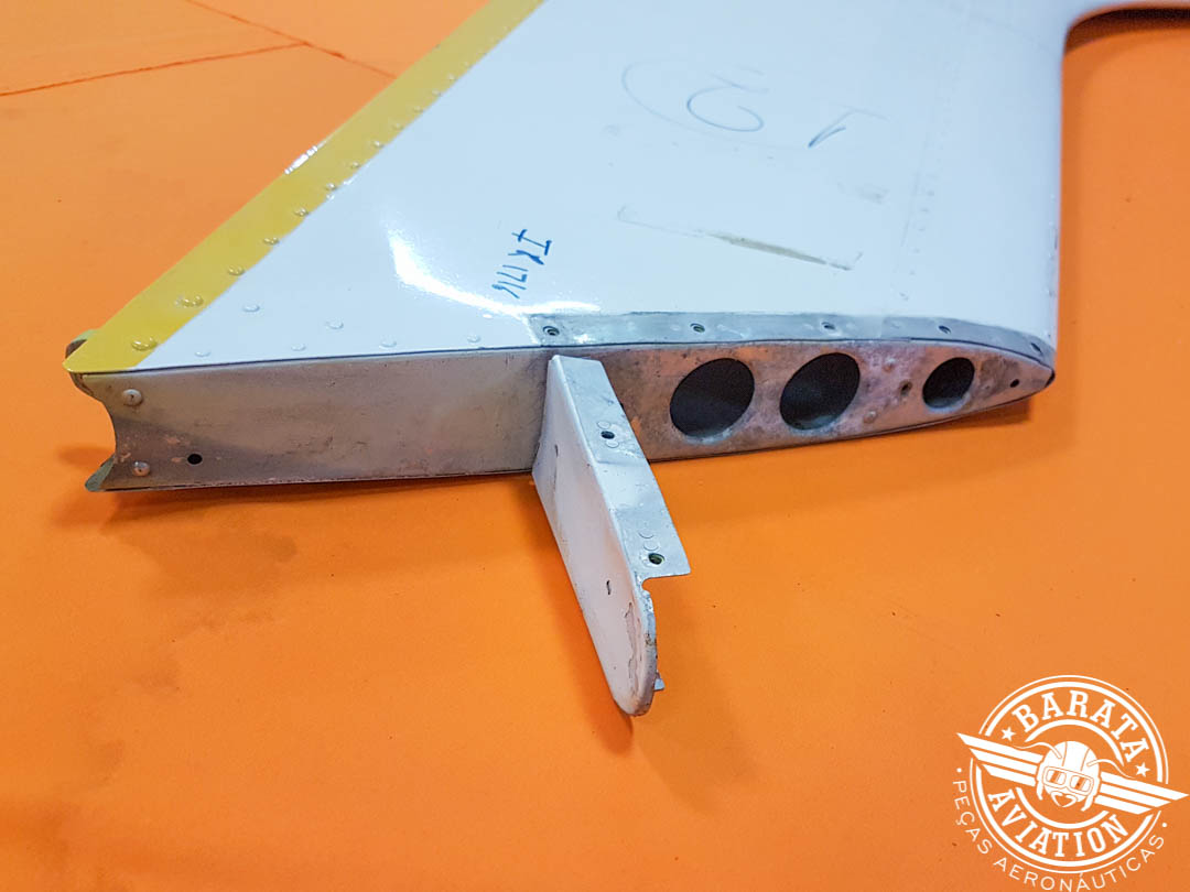 1231000-23  Vertical Fin Assy