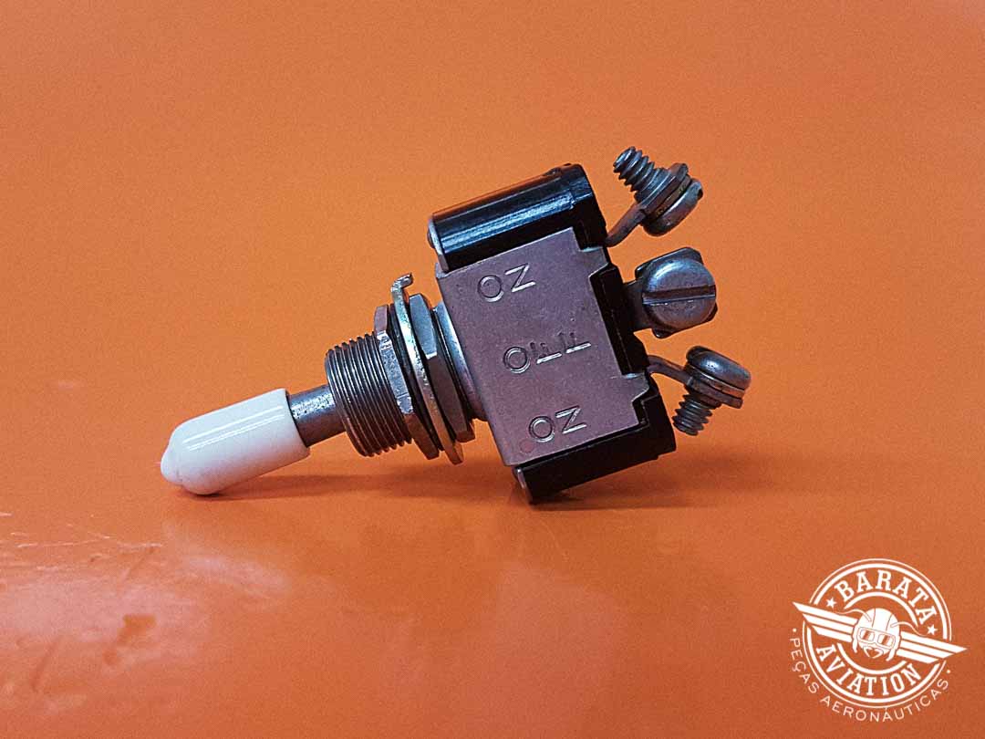 MS35058-27 Cultler Hammer Toggle Switch