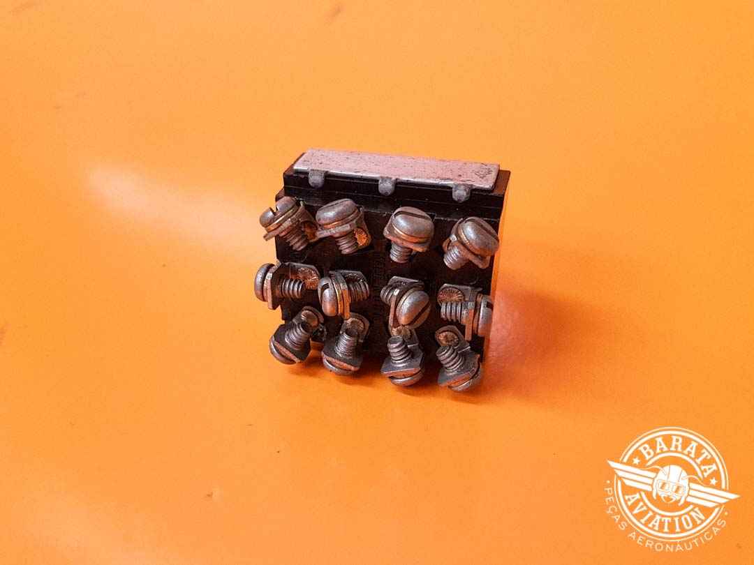 MS25068-23 CH TOGGLE SWITCH  HEAVY DUTY 2 POSITION ON/ON
