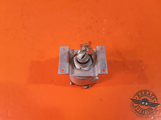 IGNITION SWITCH P/N: 10-357290-1 INCLUDES 2 KEYS