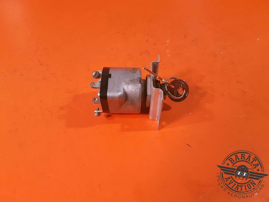 IGNITION SWITCH P/N: 10-357290-1 INCLUDES 2 KEYS
