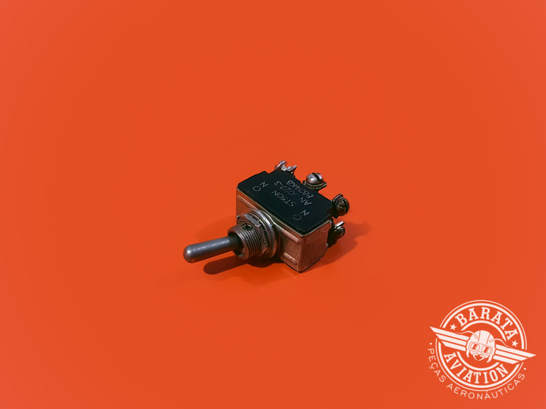 AN3027-3 C-H Toggle Switch  2 positions