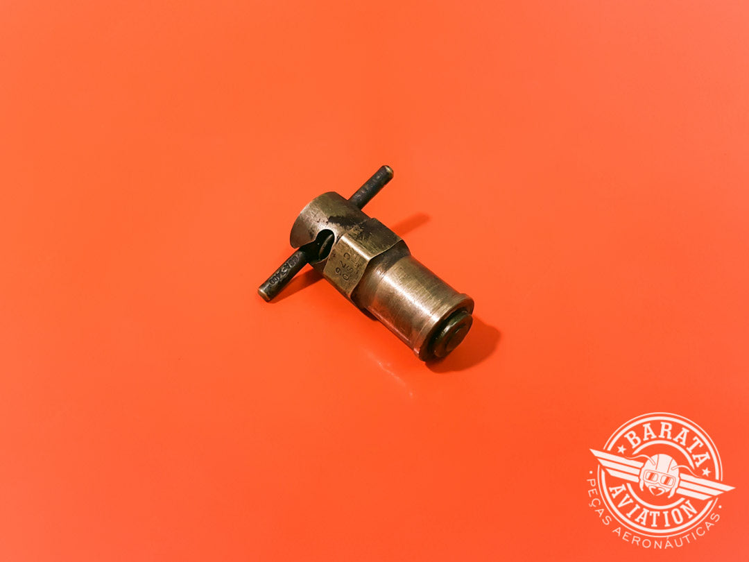 Fuel Drain Valve P/N CCA-3400