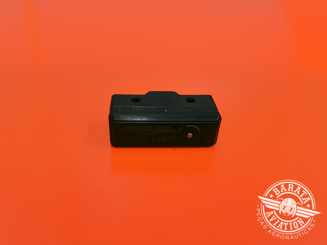 MS25026-1 MICRO LIMIT SWITCH