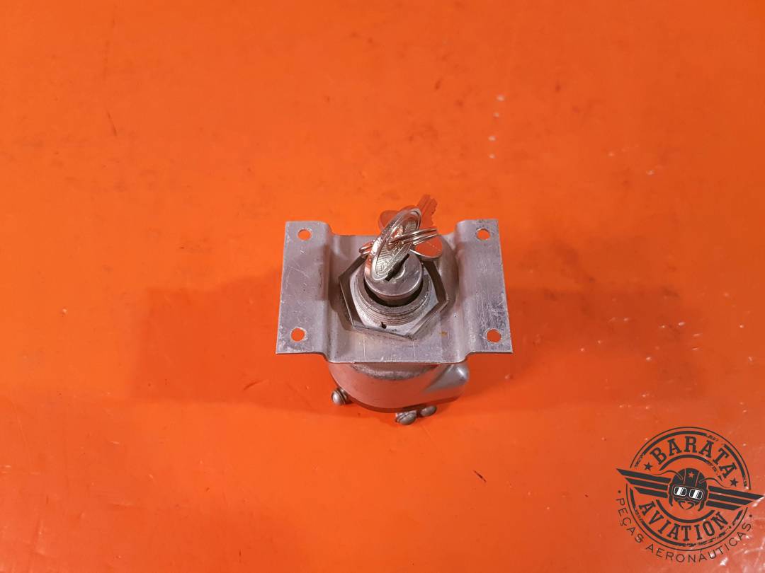 IGNITION SWITCH P/N: C292501-0104  INCLUDES: 2 KEYS AND LOCK