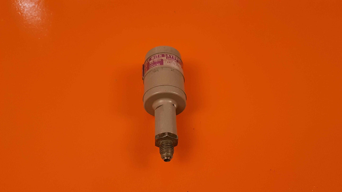 90153-5 Pressure Switch