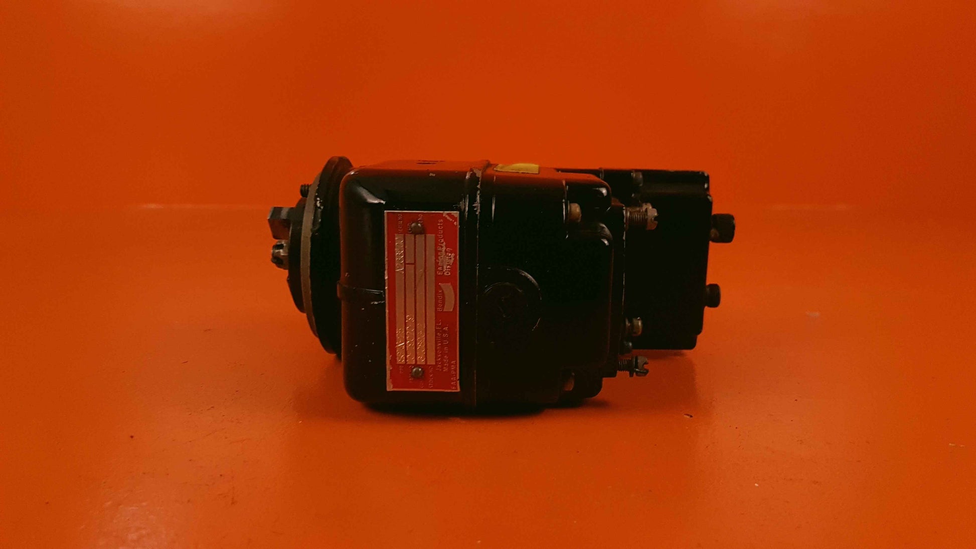 10-79020-19 Continental R/H Magneto