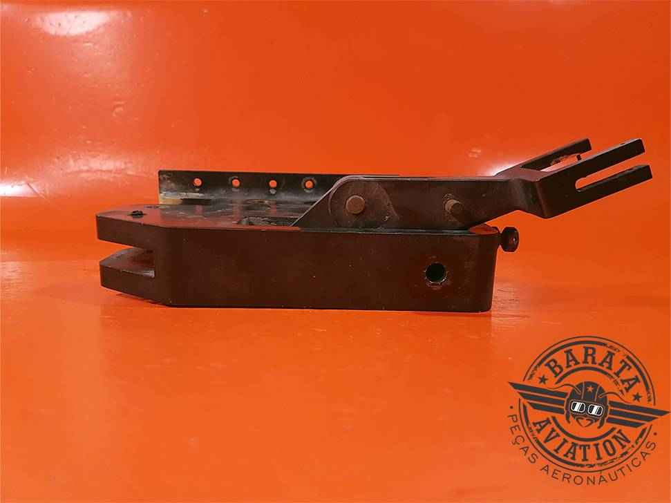 LATCH ASSY P/N: 5512105-9