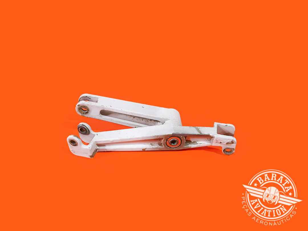 L/H BELLCRANK  P/N: 5525503-7