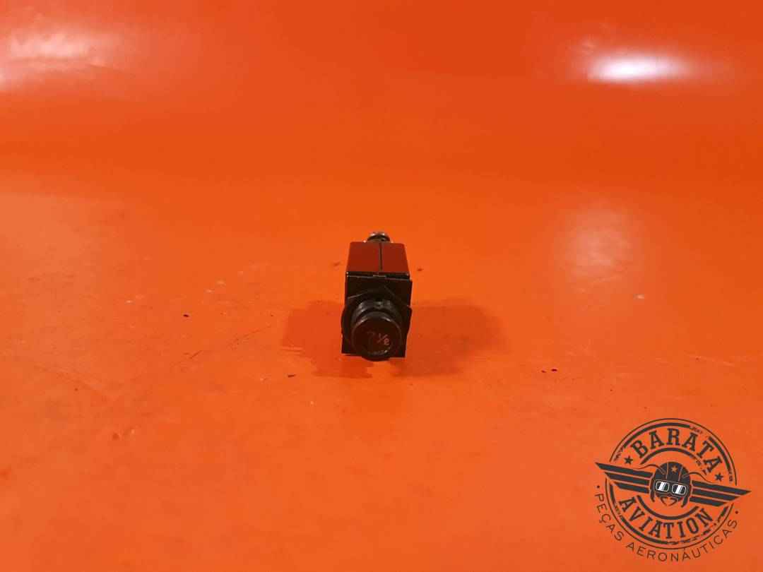 CIRCUIT BREAKER 7,5A   P/N: 7277-2-71/2  CADA UNIDADE