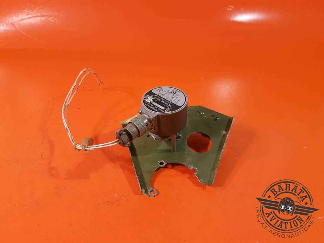 SENSOR-FLAP POSITION AND BRACKET P/N 5565185-12  P/N: SLZ9447