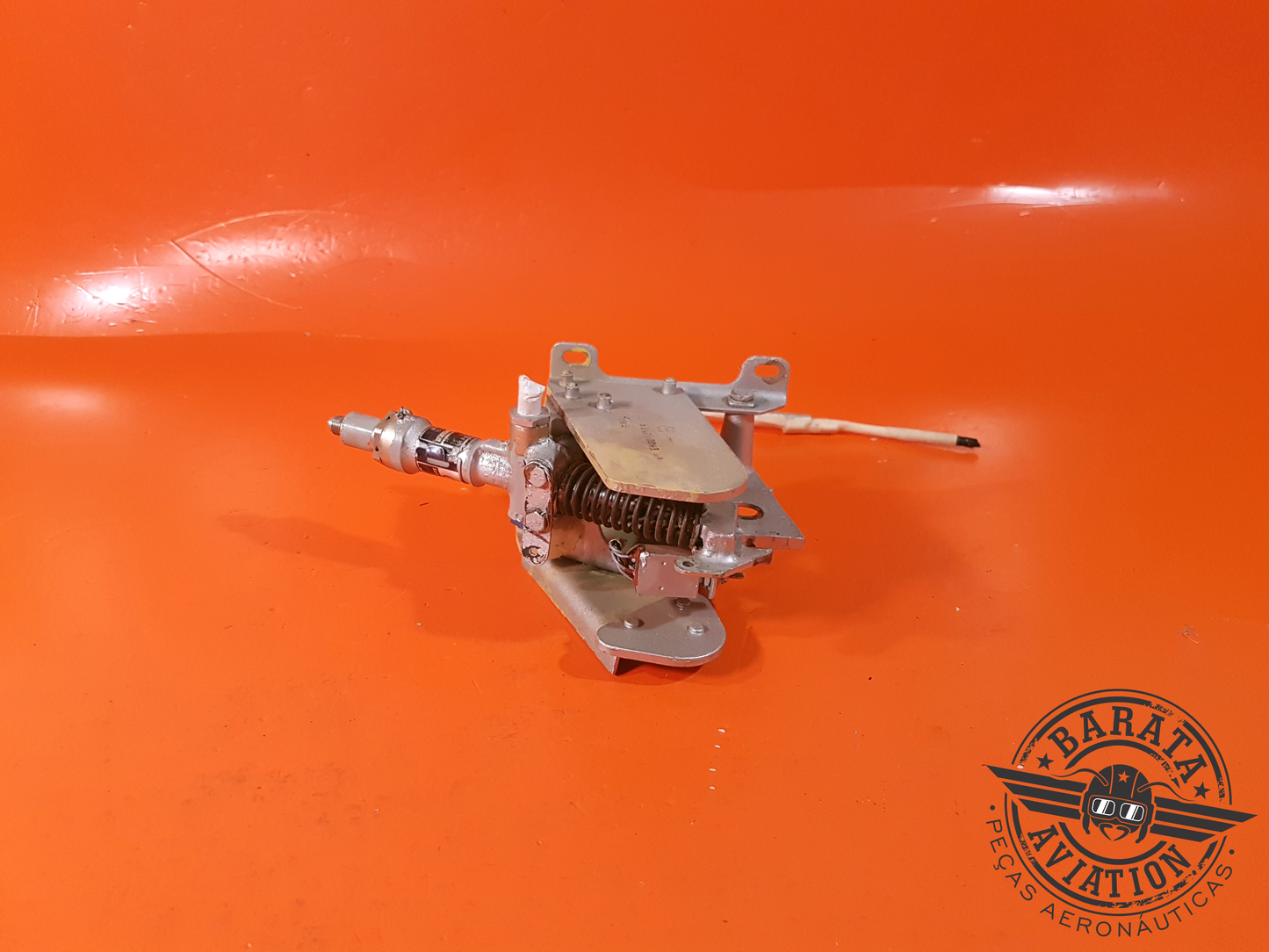 ACTUATOR ASSY-LH AND RH MAIN GEAR UPLOCK