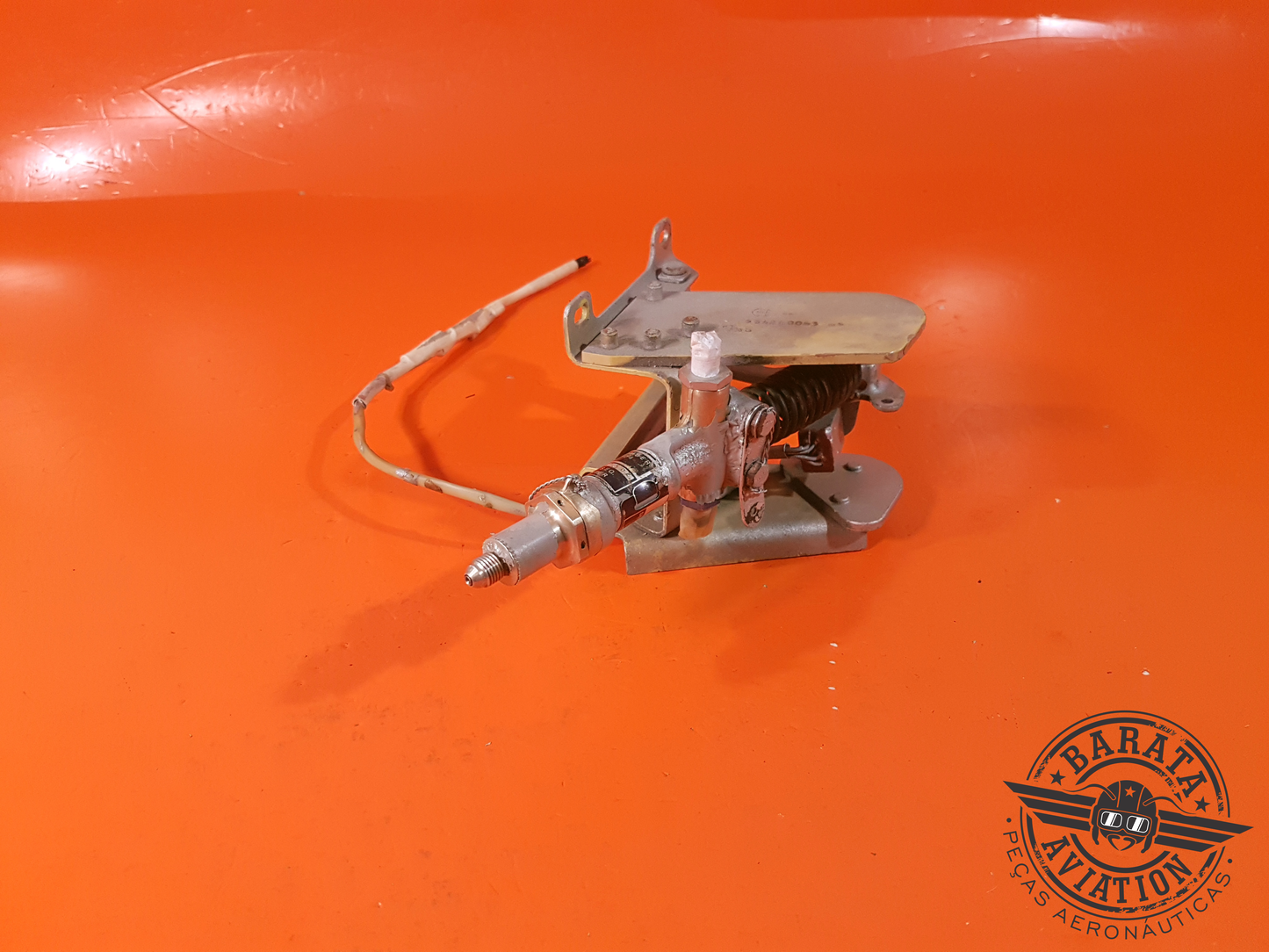 ACTUATOR ASSY-LH AND RH MAIN GEAR UPLOCK