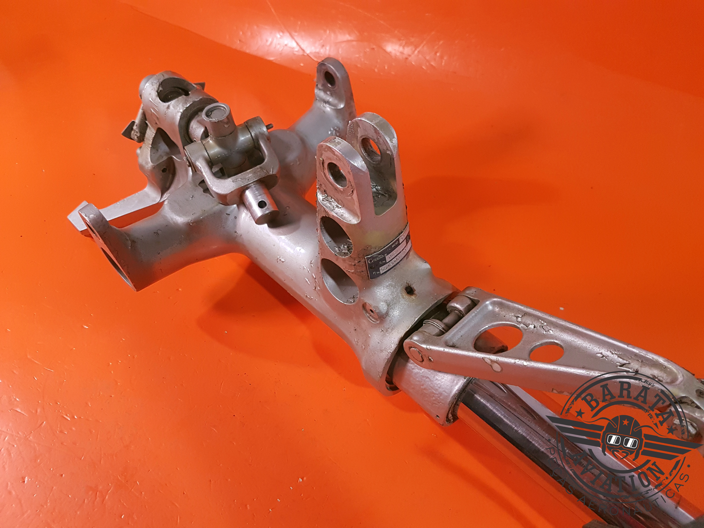 CONJUNTO DE ENGRANAJE DE NARIZ P/N1/: 5542000-7