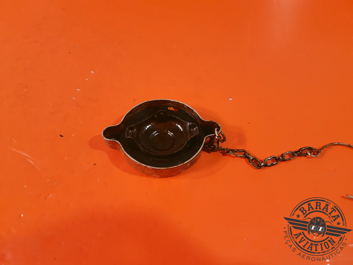 CONJUNTO DE TAPA.. LLENADO DE ACEITE P/N1: 640620-6