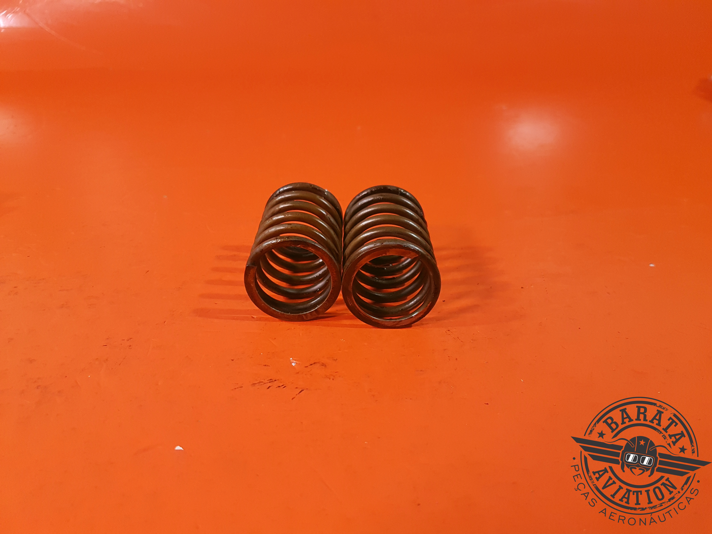 637837  Spring Valve Outer    Cada  Unidade