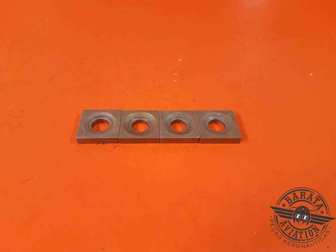 BRACKET, CYLINDER HOLD DOWN P/N1: 646297