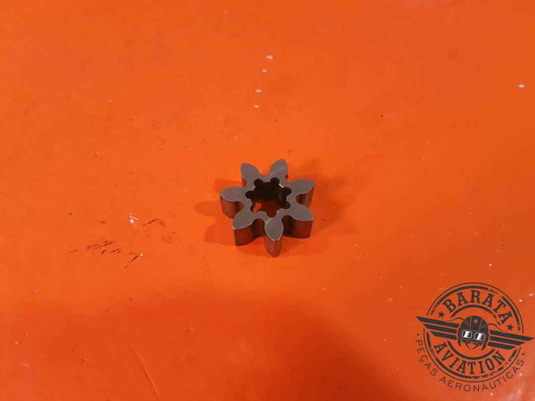 GEAR. SCAVENGE PUMP, DRIVER  P/N: 639388 * NECESSARY NDT TEST *