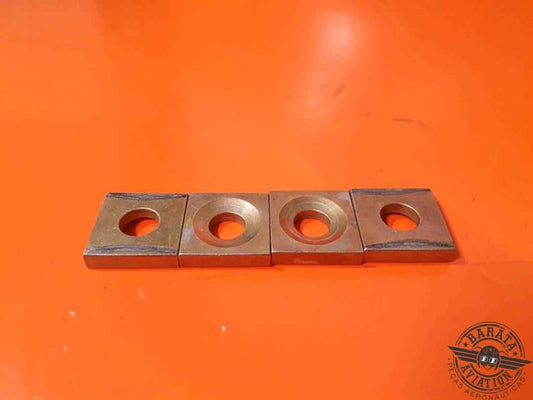 BRACKET STUD FLAT P/N: 646297