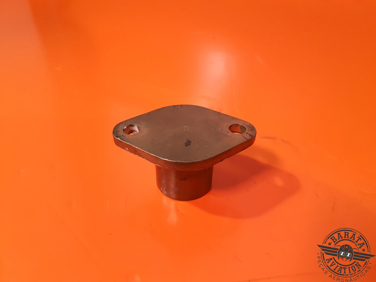 CASQUILLO CON BRIDA N.° DE PARTE: 630870