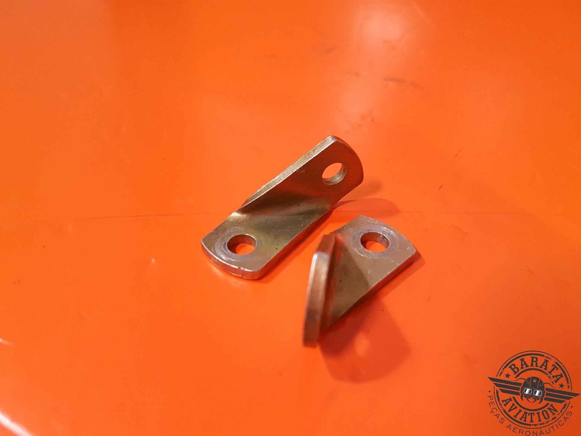 539113 TCM Bracket   L/H And R/H Throttle Support