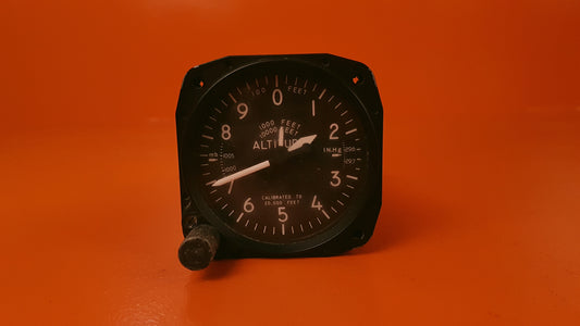 5934D-3 United Altimeter