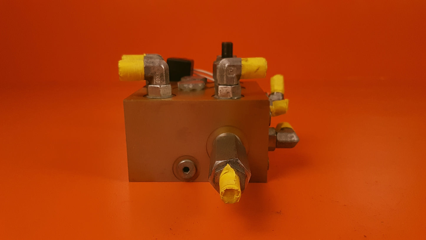 9S000455-C Parker Hydraulic Valve Block