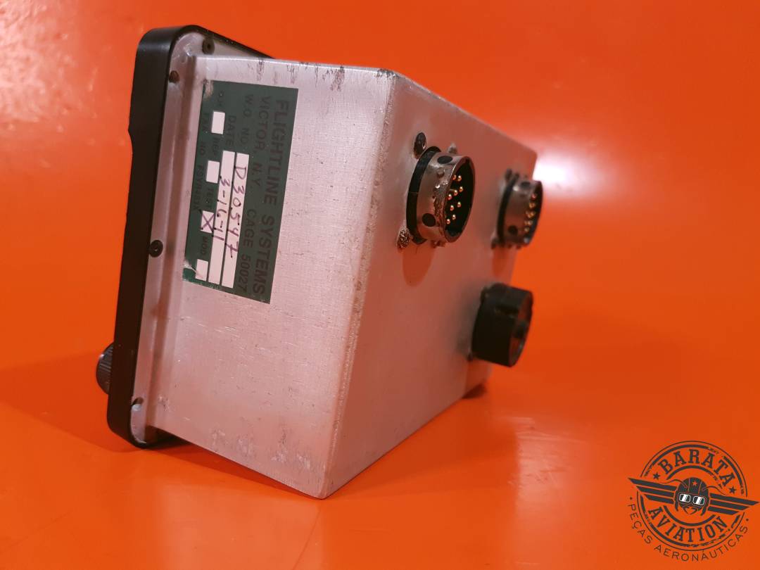 XERION AURACLE II ENGINE MONITOR 14/28 VDC P/N  000-400000  FOR PARTS NOT WORKING  WAS DIPPED IN SALT WATER  