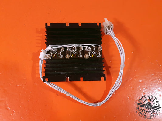 SET OF 3 TRANSISTORS INCLUDING HEATSINK AND CONNECTOR P/N 2N6576