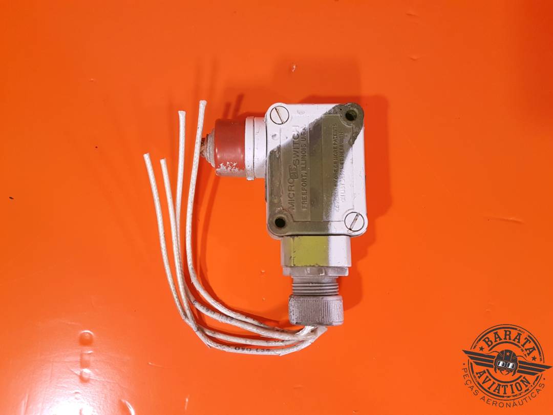 FREEPORT MICRO SWITCH  NOSE GEAR P/N: 2VB1