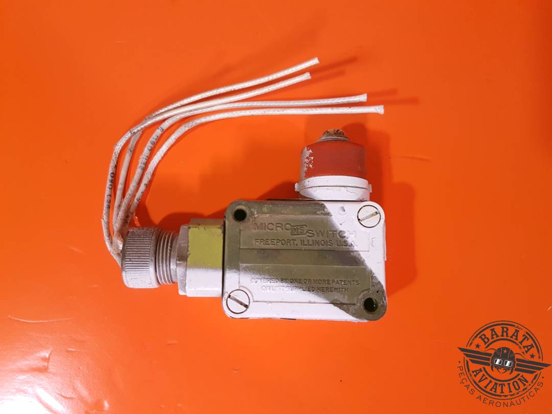 FREEPORT MICRO SWITCH  NOSE GEAR P/N: 2VB1