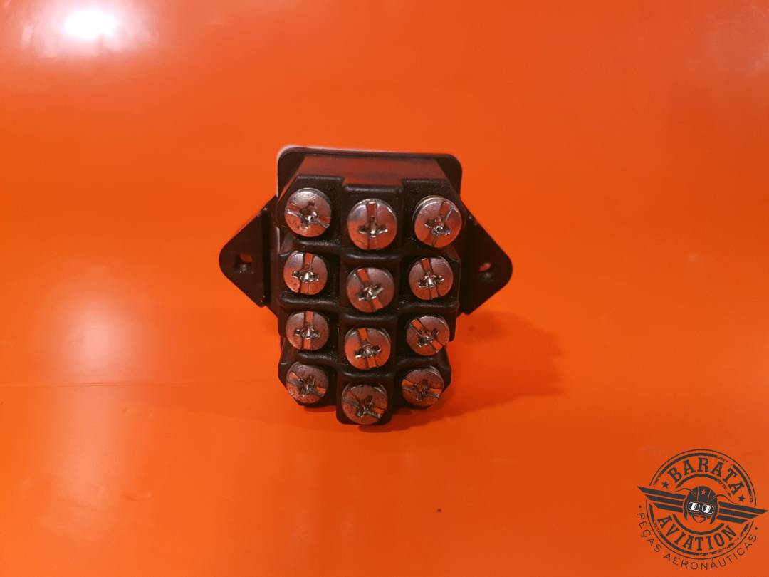 FREEPORT MICRO SWITCH - ENGINE STARTER  LEEF / RIGHT P/N: 4TP12-7