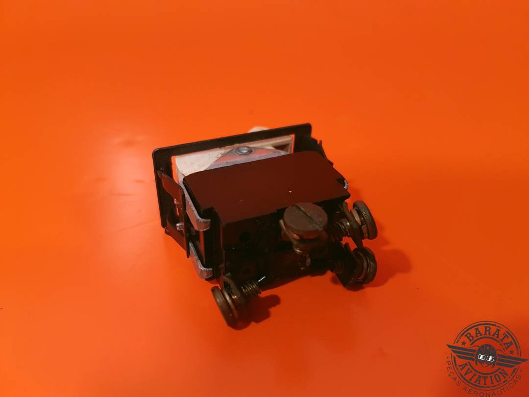LIGHTED ROCKER SWITCH ON/OFF 28 VDC