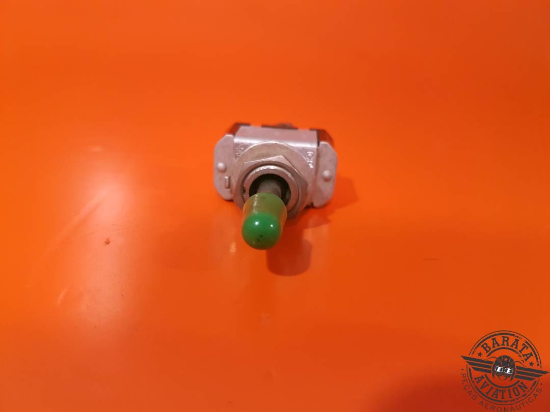 CUTLER HAMMER SWITCH  ON/OFF/ON P/N MS35058-27 