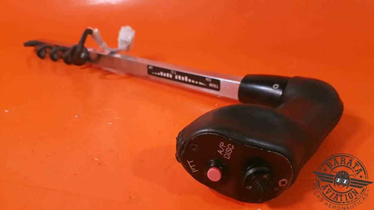 CIRRUS YOKE GRIP ASSEMBLY LH  P/N: 11995-003