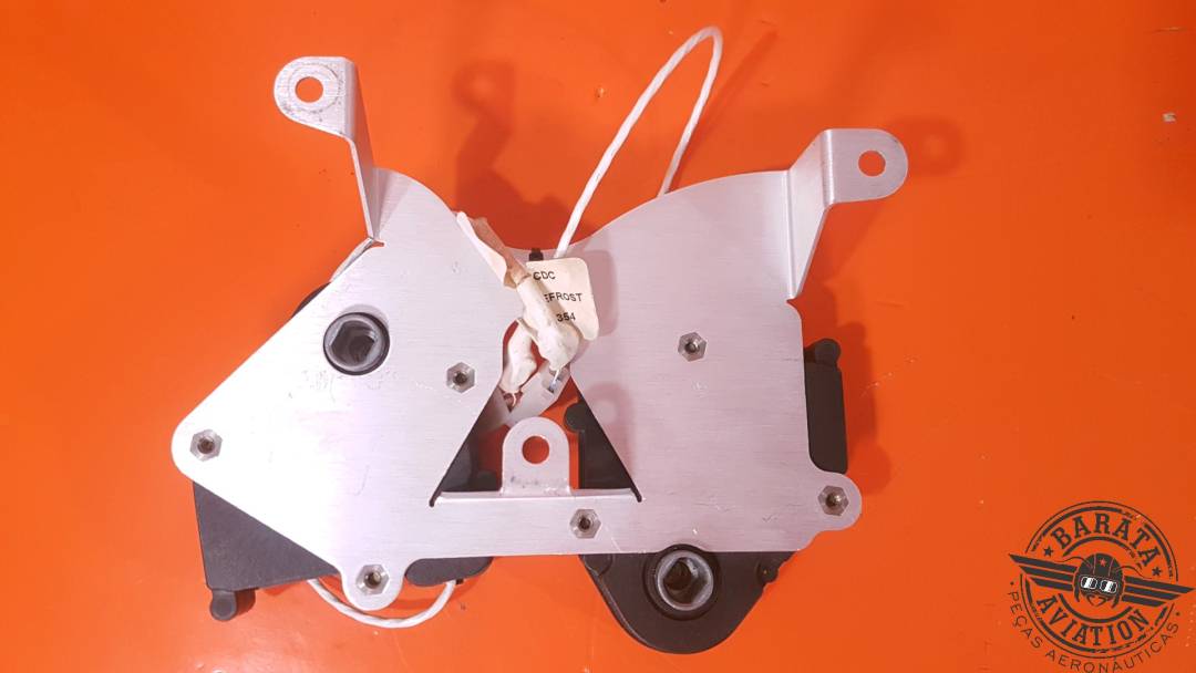 PRECISE FLIGHT CABIN AIR DUAL ACTUATOR  W/ MOUNTING PLATE ASSEMBLY P/N: 010E3020-3