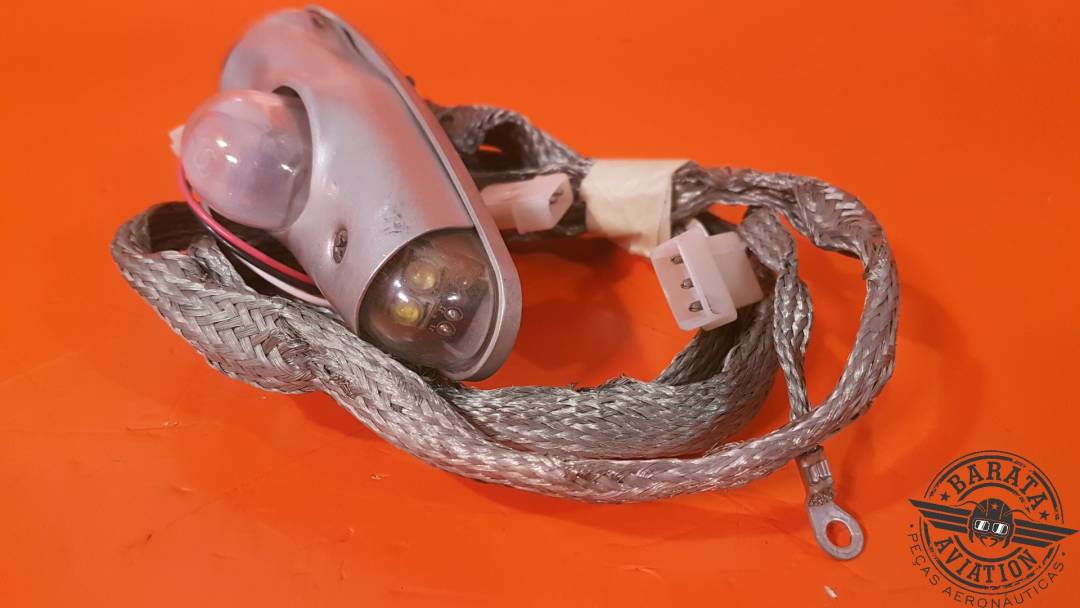 WHELEN WING TIP GREEN LED POSITION LIGHT  28 VDC W/ CONNECTOS /WIRING NO STROB LAMP P/N: 01-0790375-01