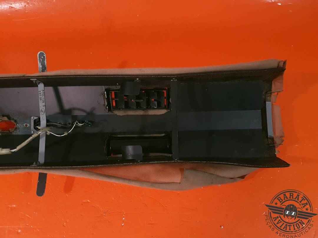 D796-1 AIR CONDITIONING DUCT ASSY W/ LOUVERS