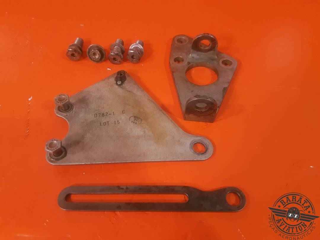 D782-4  ROBINSON BRACKET  A/C COMPRESSOR 